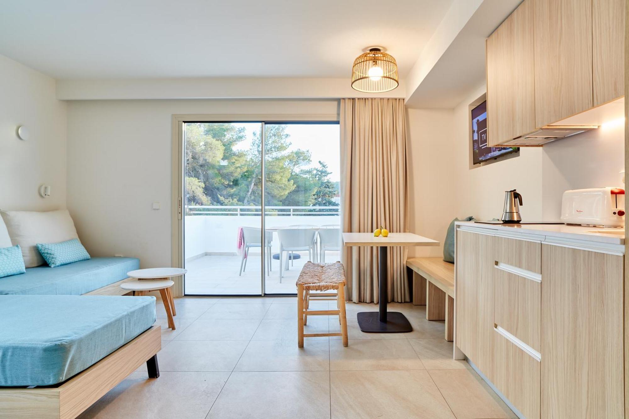 San Miguel Park & Esmeralda Mar Apart-hotel